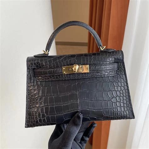 hermes mini kelly 2 crocodile price|grace kelly crocodile bag.